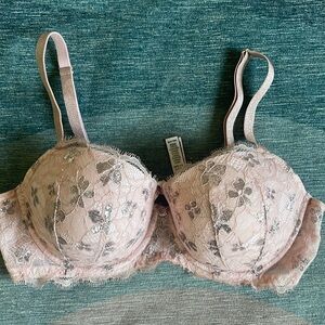 Victorias Floral Lace Underwire Bra - Pink 34D